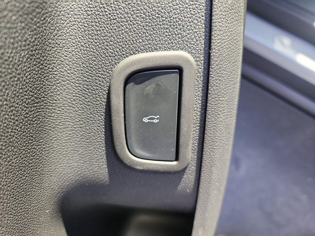 new 2026 Chevrolet Traverse car, priced at $46,120