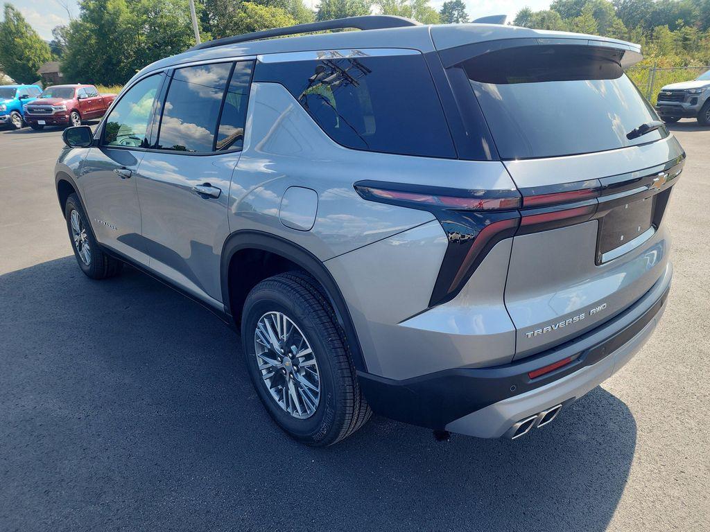 new 2026 Chevrolet Traverse car, priced at $46,120