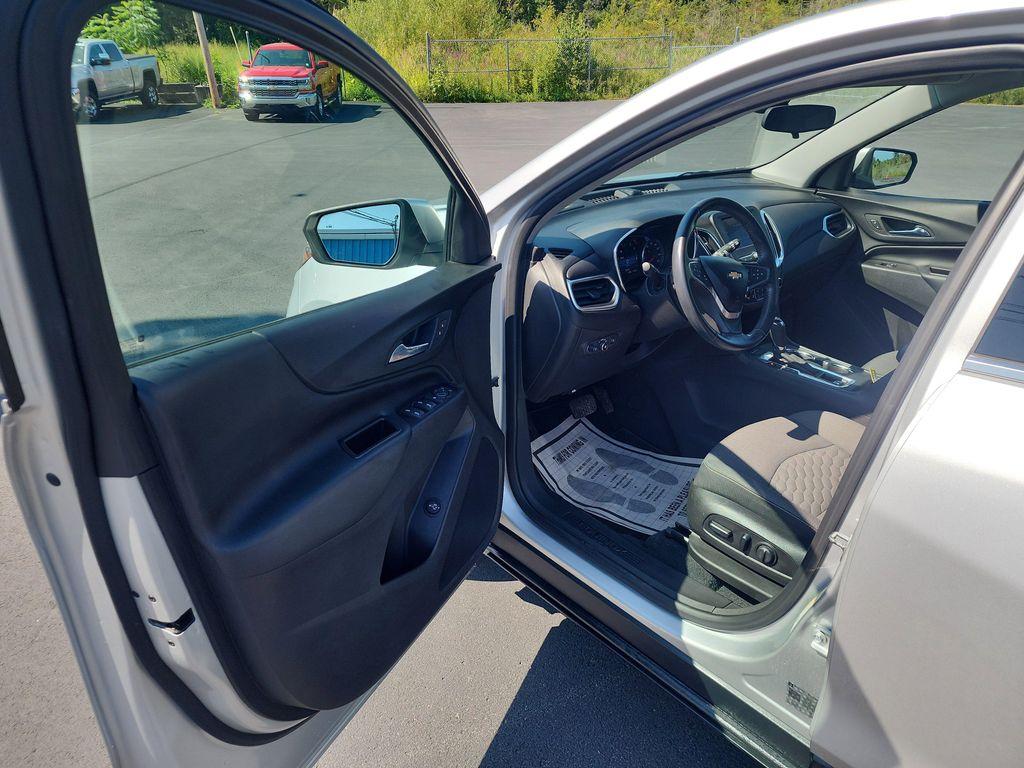 used 2020 Chevrolet Equinox car, priced at $20,299