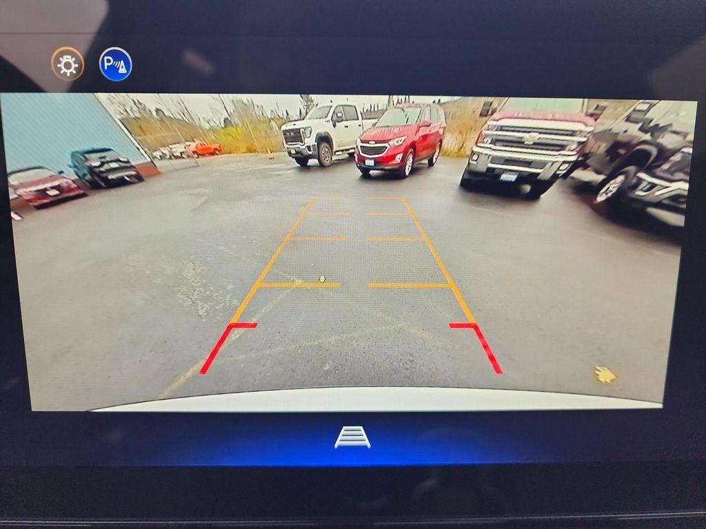 new 2026 Chevrolet Equinox car, priced at $34,545