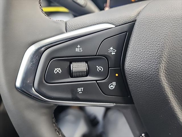 new 2025 Chevrolet Trax car, priced at $25,385