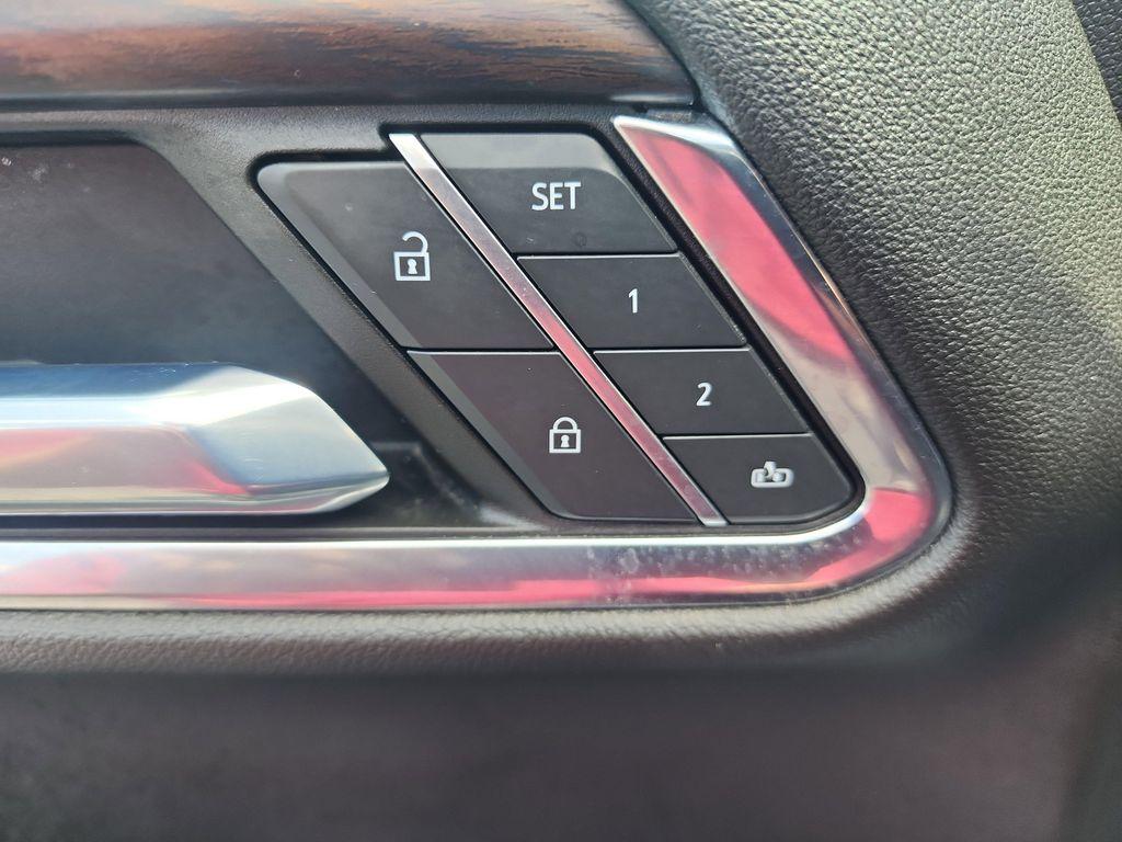 used 2023 GMC Sierra 1500 car, priced at $47,689