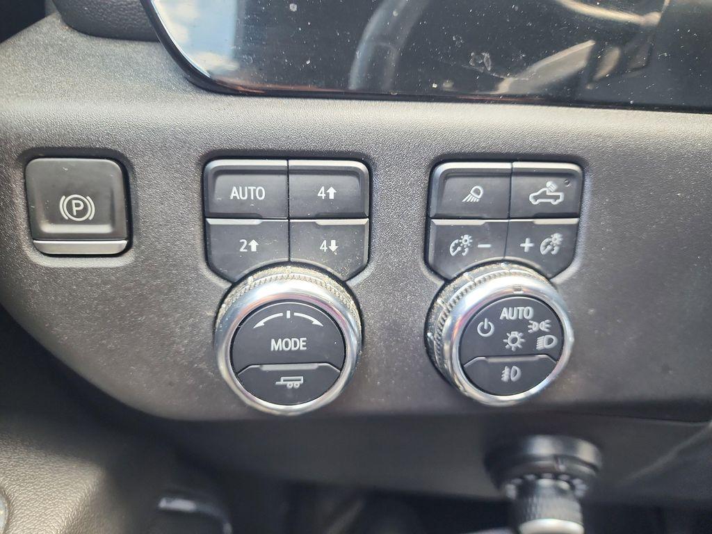 used 2023 GMC Sierra 1500 car, priced at $47,689