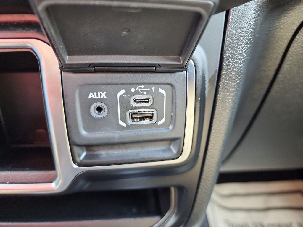 used 2021 Jeep Wrangler Unlimited car, priced at $31,490