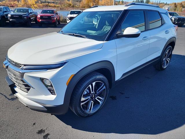 new 2025 Chevrolet TrailBlazer car, priced at $30,825