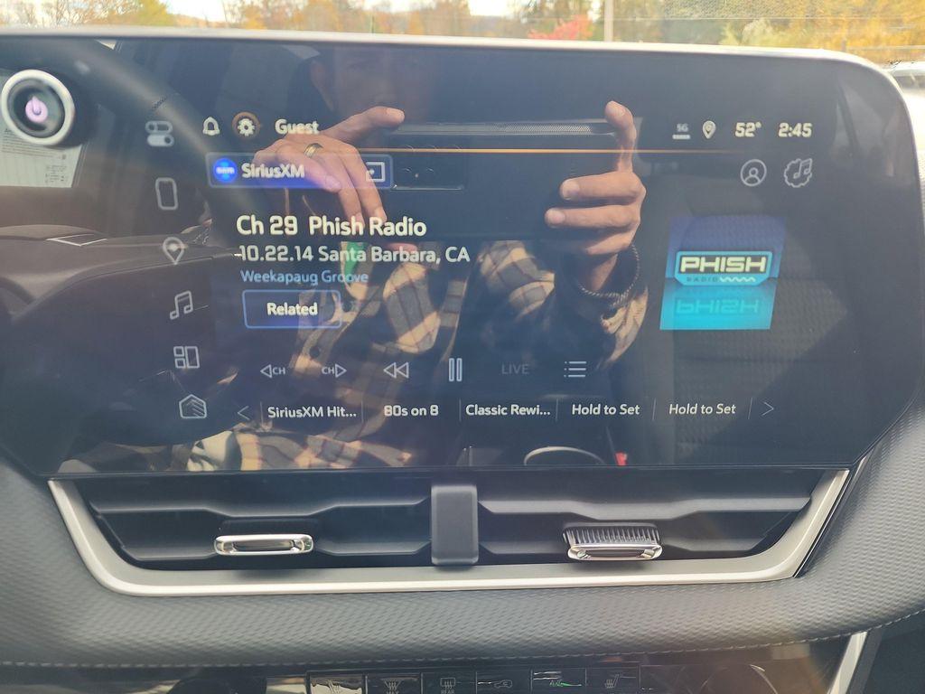 new 2026 Chevrolet Equinox car, priced at $33,640