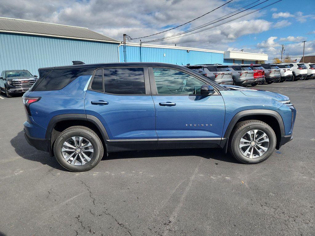 new 2026 Chevrolet Equinox car, priced at $33,640