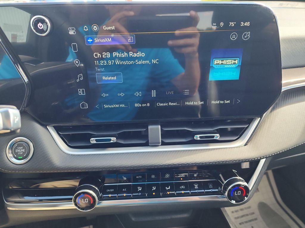 new 2026 Chevrolet Equinox car, priced at $34,370