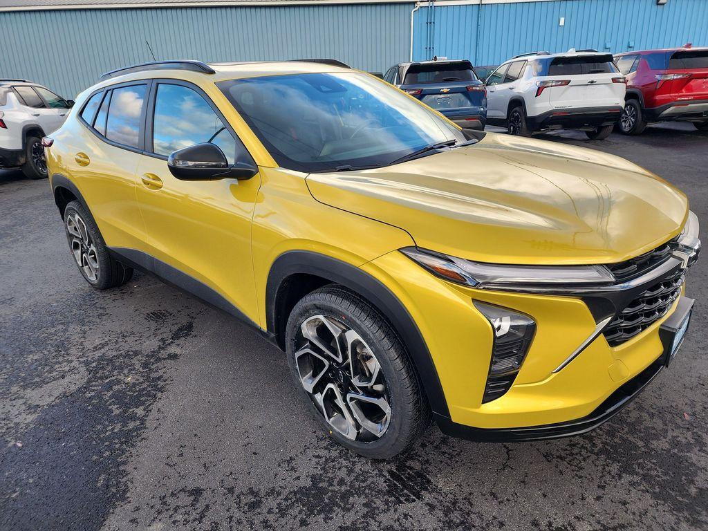 used 2024 Chevrolet Trax car, priced at $22,895