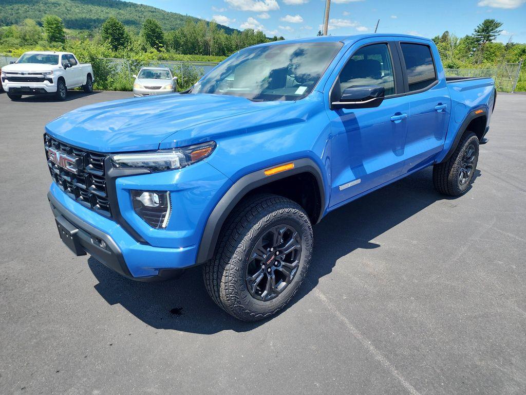 new 2025 GMC Canyon car, priced at $45,325