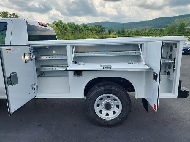 new 2024 Chevrolet Silverado 3500 car, priced at $51,908