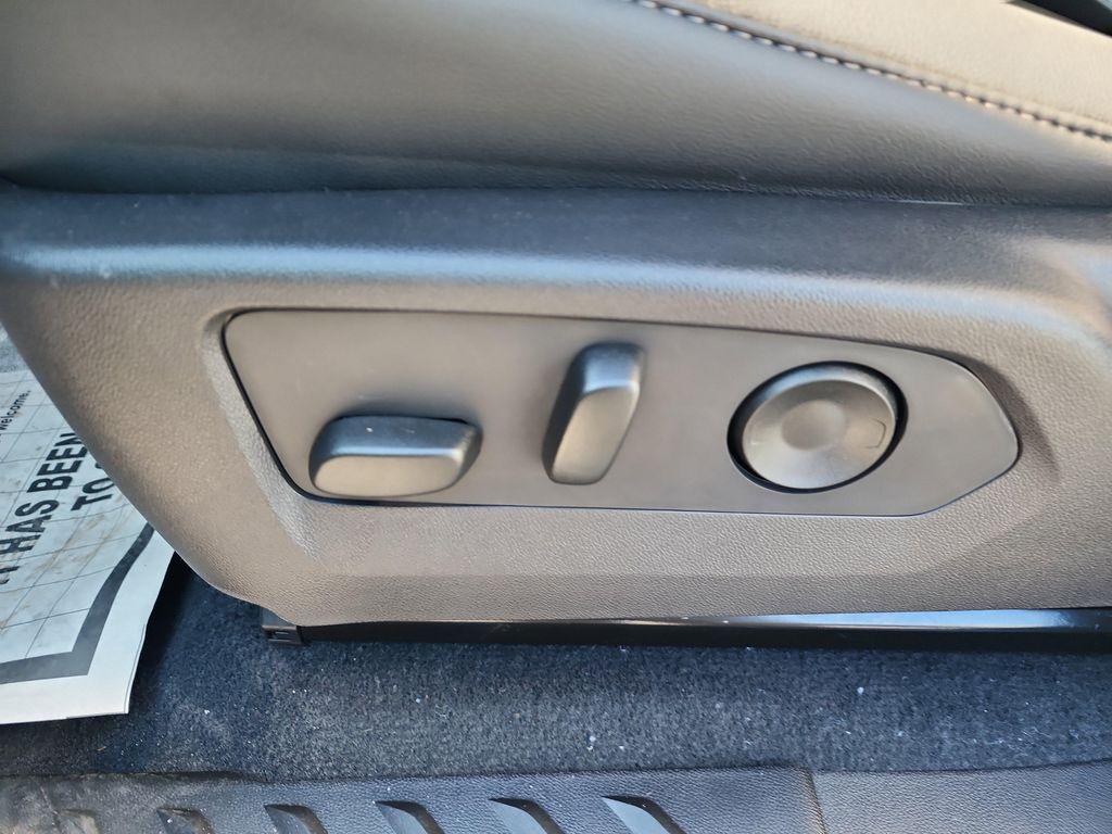 new 2025 Chevrolet Colorado car, priced at $44,460