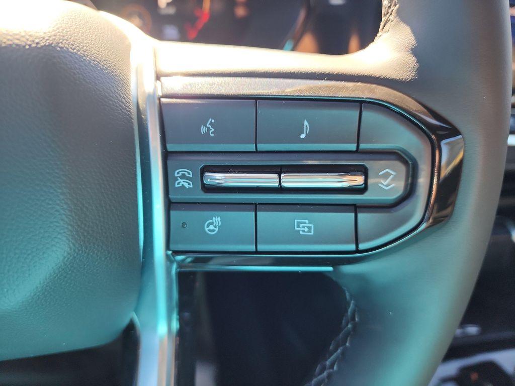 new 2025 Chevrolet Colorado car, priced at $44,460