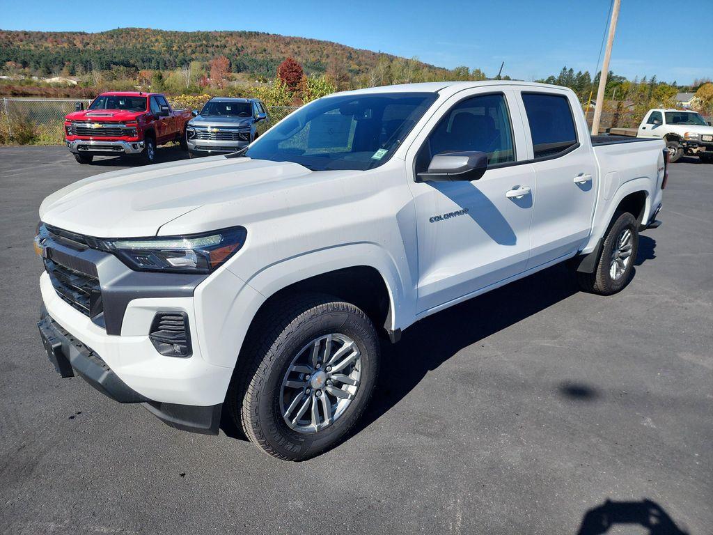new 2025 Chevrolet Colorado car, priced at $44,460