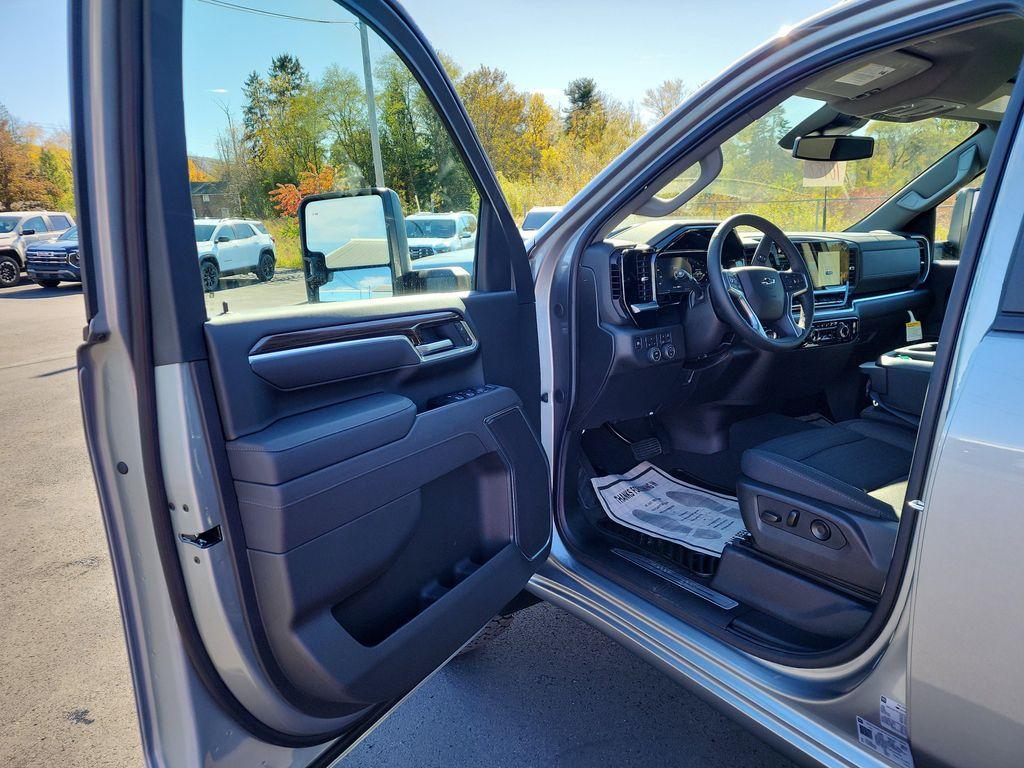 new 2026 Chevrolet Silverado 2500 car, priced at $67,425
