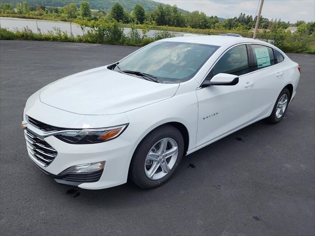 new 2025 Chevrolet Malibu car, priced at $26,995