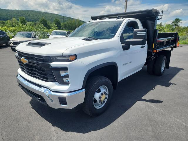 new 2025 Chevrolet Silverado 3500 car, priced at $52,478