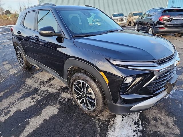 used 2024 Chevrolet TrailBlazer car, priced at $30,395