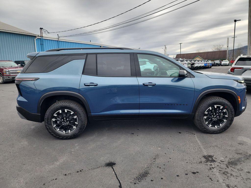 new 2026 Chevrolet Traverse car, priced at $54,590