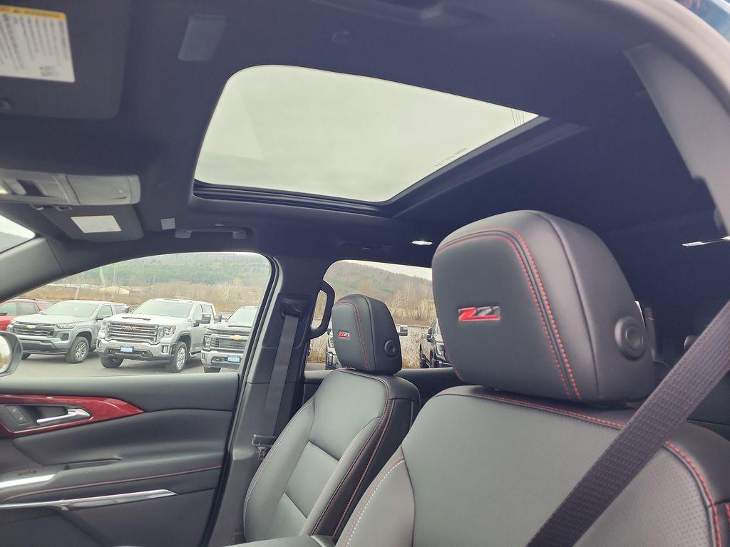 new 2026 Chevrolet Traverse car, priced at $54,590