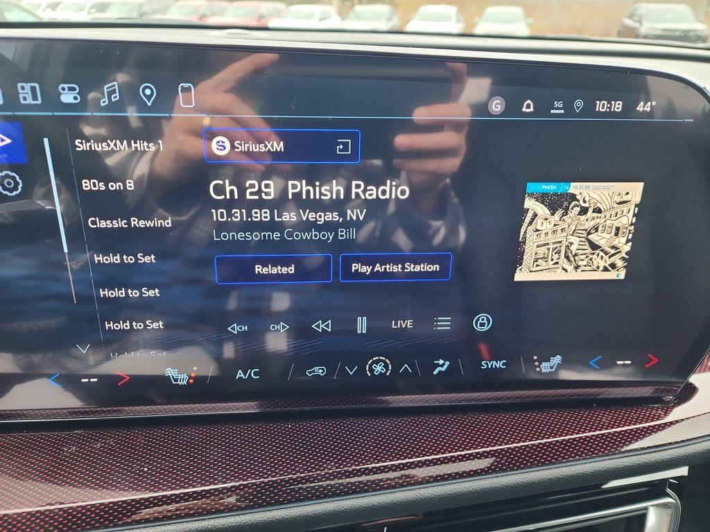 new 2026 Chevrolet Traverse car, priced at $54,590