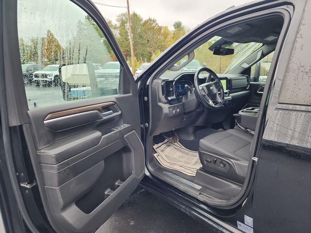 used 2024 Chevrolet Silverado 2500 car, priced at $54,580