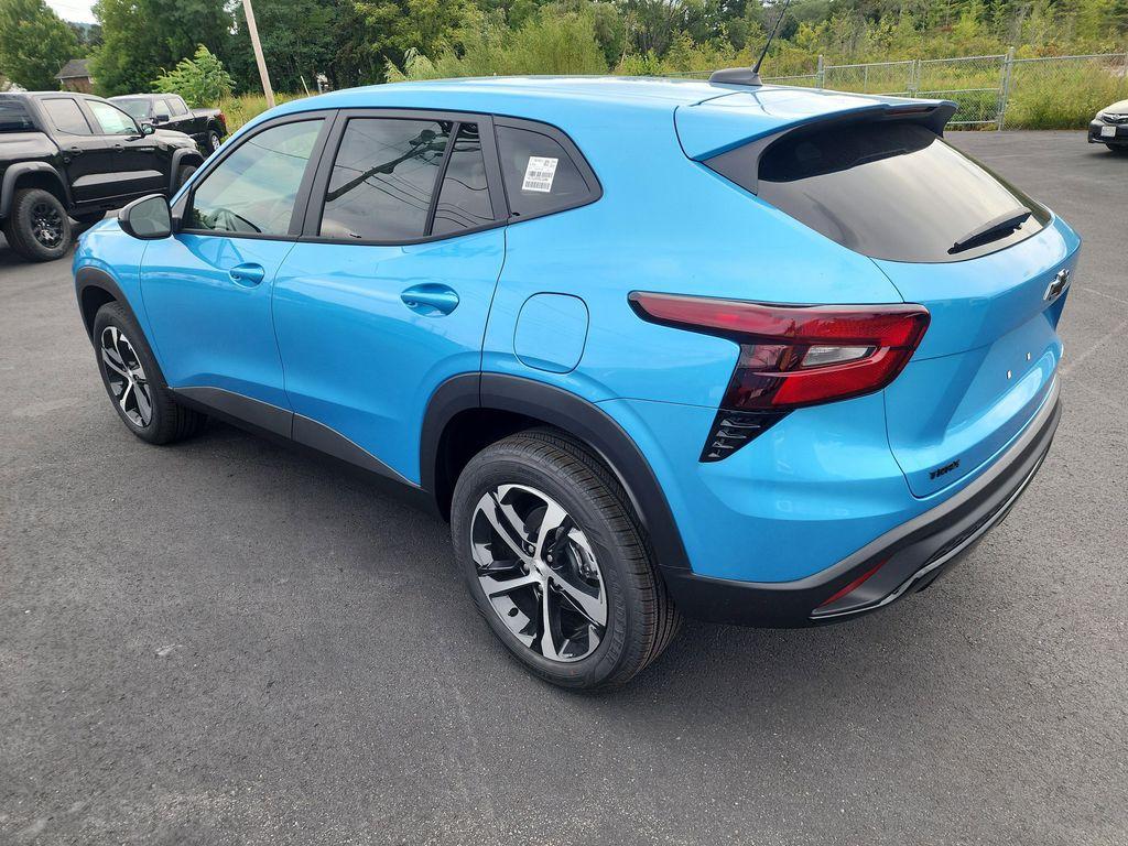 new 2025 Chevrolet Trax car, priced at $24,290