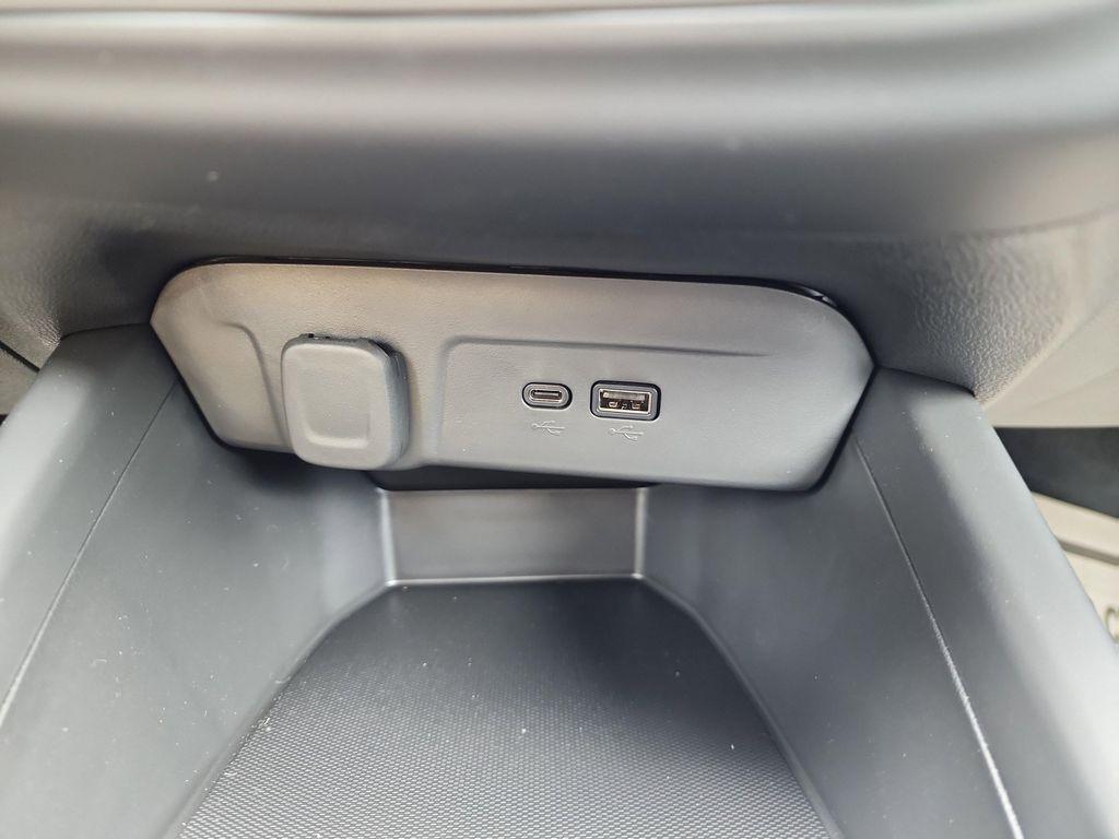new 2025 Chevrolet Trax car, priced at $24,290