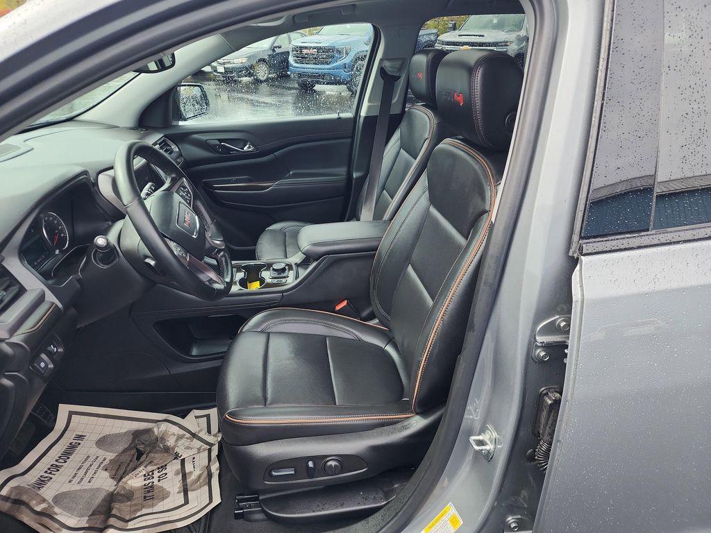 used 2023 GMC Acadia car, priced at $35,373