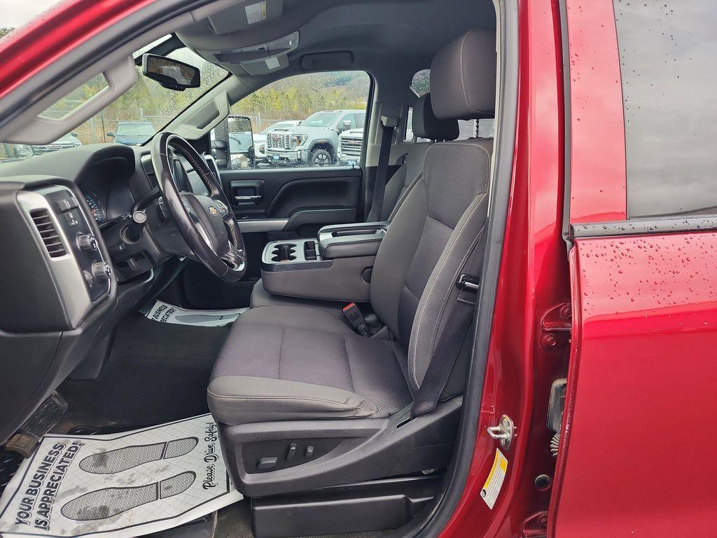 used 2018 Chevrolet Silverado 2500 car, priced at $35,631