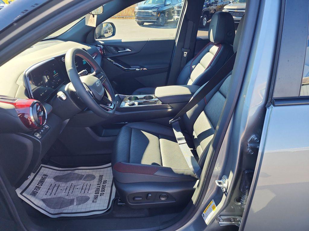 new 2026 Chevrolet Equinox car, priced at $38,610