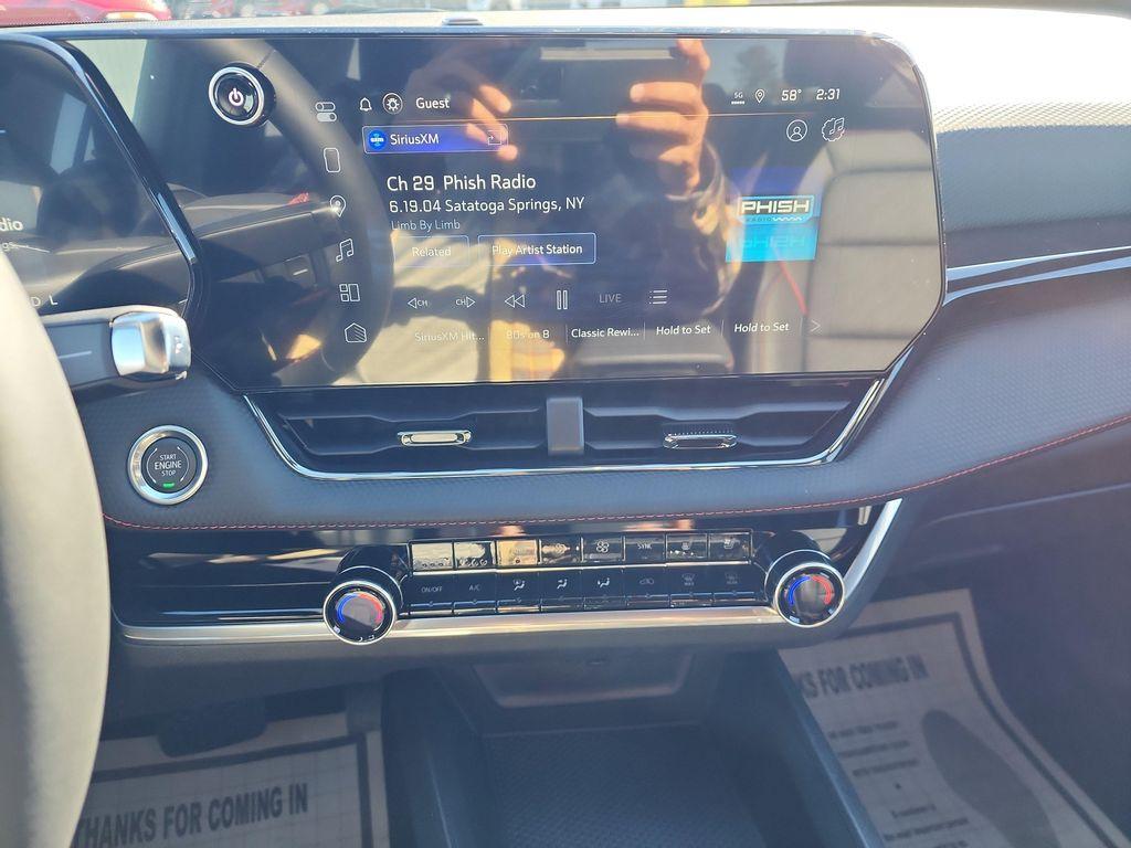 new 2026 Chevrolet Equinox car, priced at $38,610