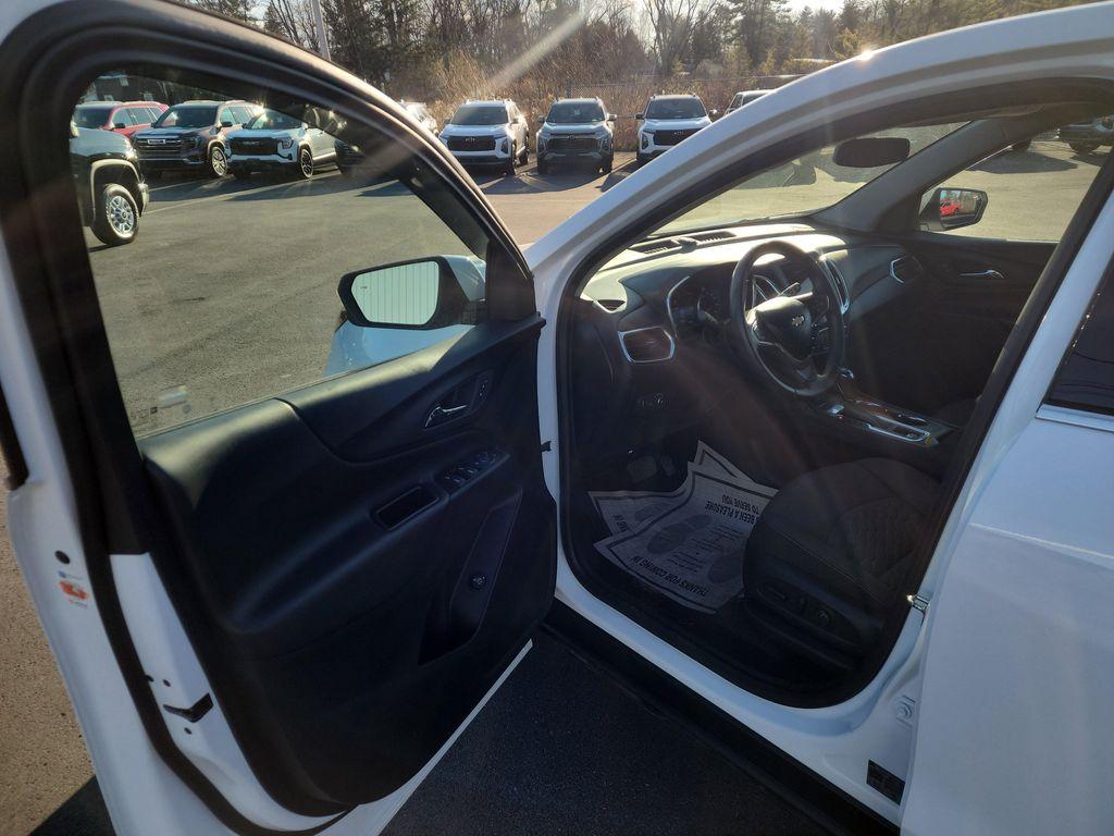 used 2019 Chevrolet Equinox car, priced at $19,249