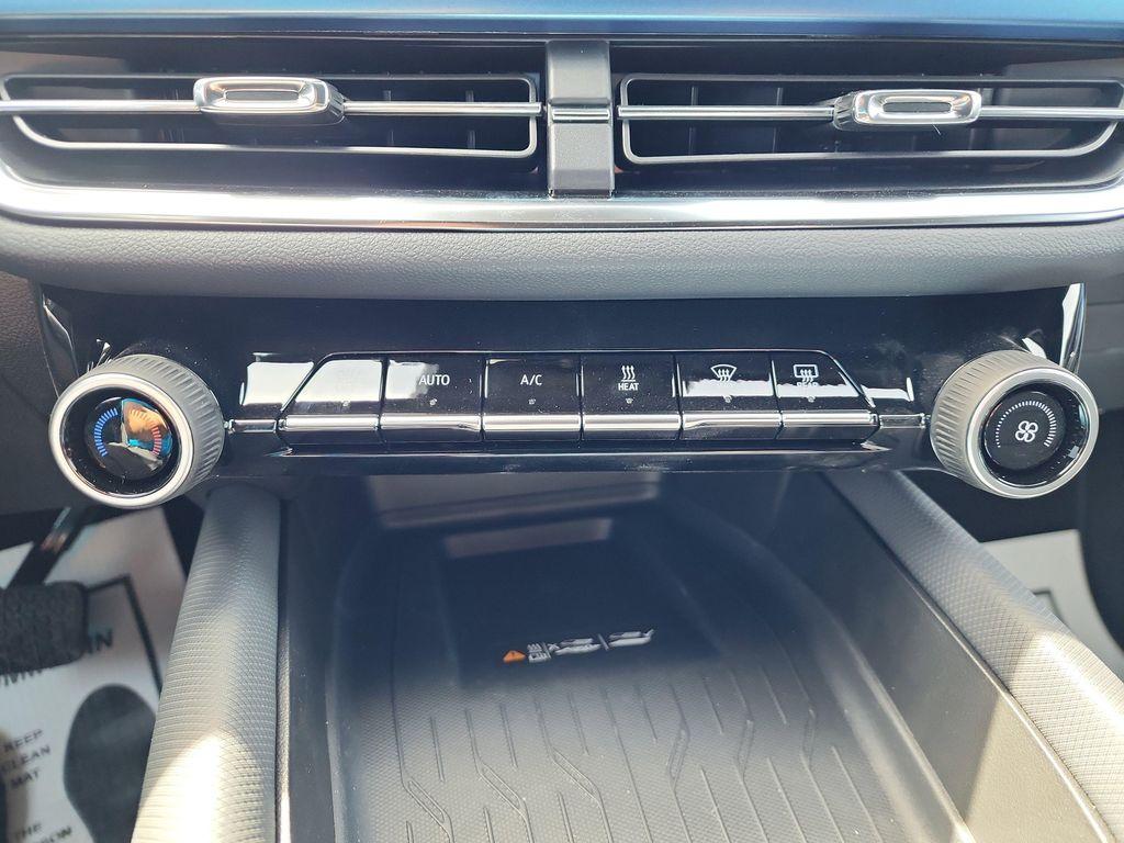 new 2025 Chevrolet Equinox EV car, priced at $47,385