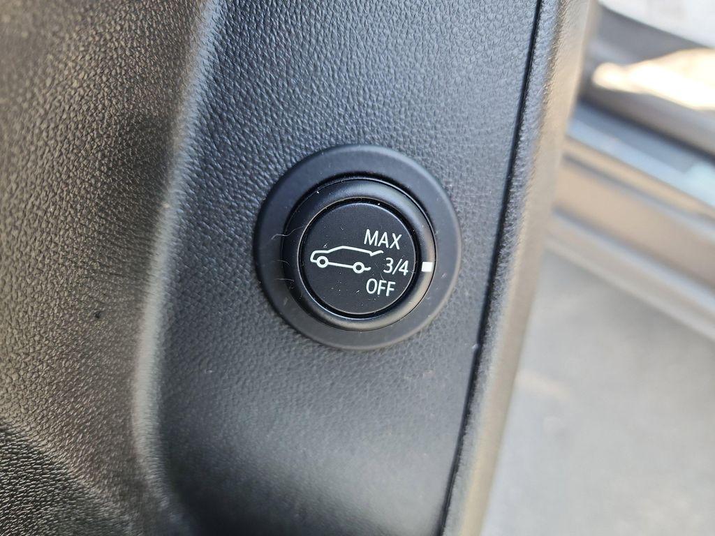 used 2023 Chevrolet Equinox car, priced at $24,396