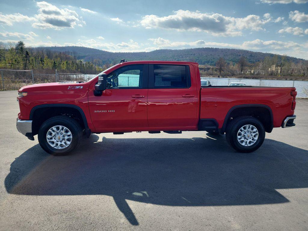 new 2025 Chevrolet Silverado 3500 car, priced at $72,580