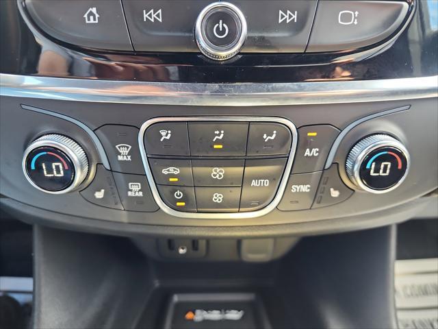 used 2023 Chevrolet Traverse car, priced at $36,998