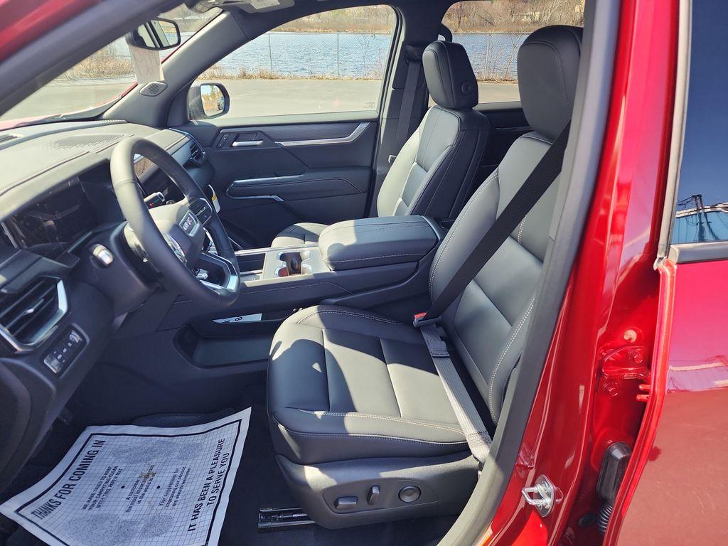 new 2025 GMC Acadia car, priced at $49,575