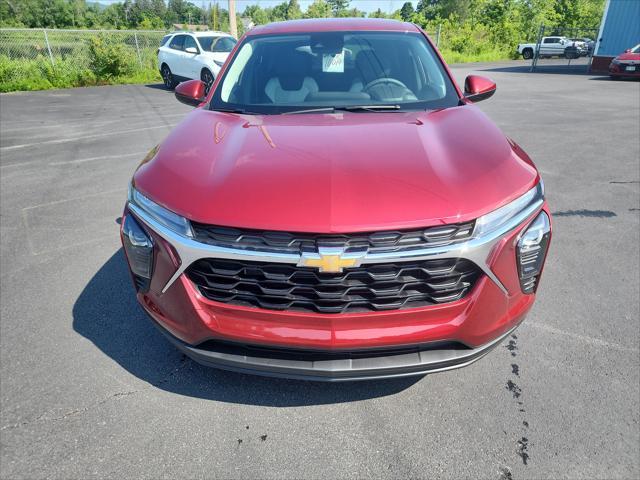 new 2025 Chevrolet Trax car, priced at $22,890