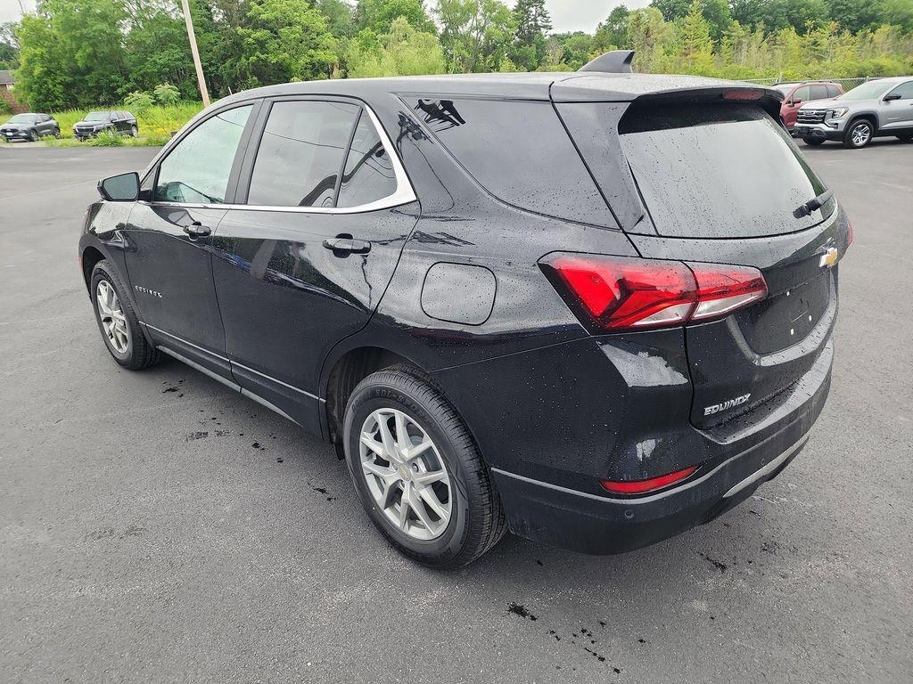used 2022 Chevrolet Equinox car, priced at $23,193