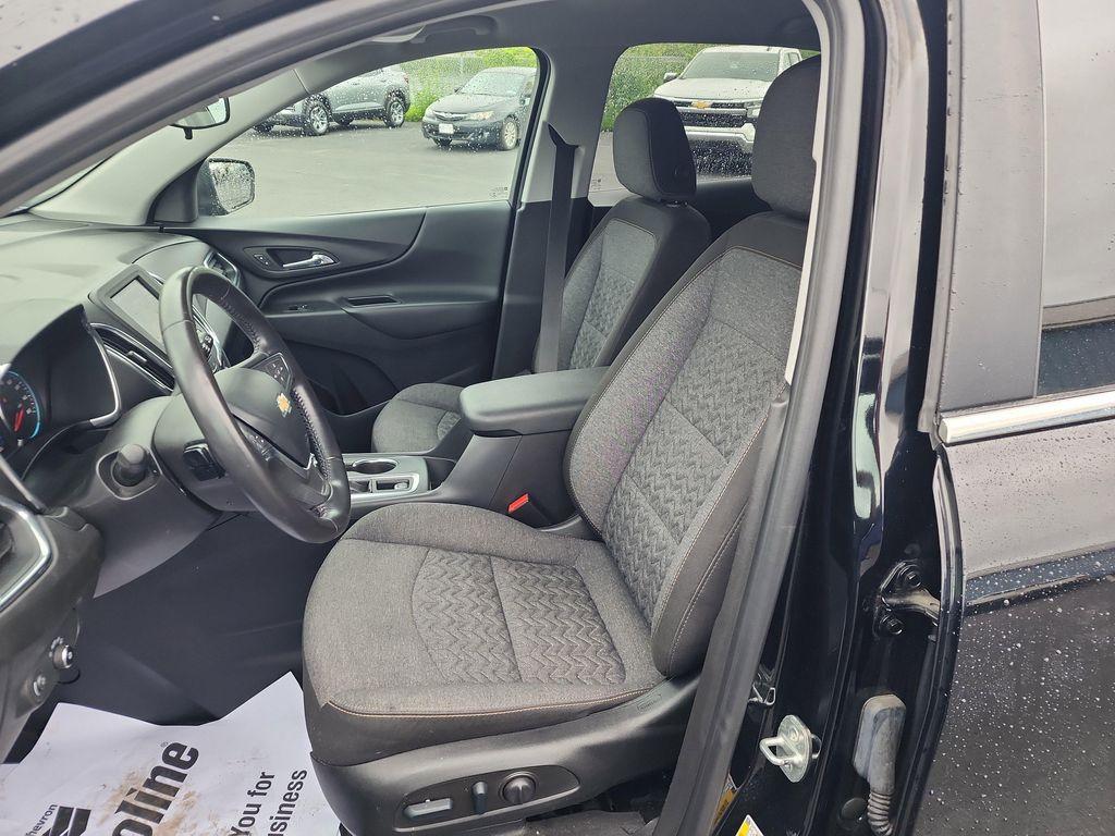 used 2022 Chevrolet Equinox car, priced at $23,193