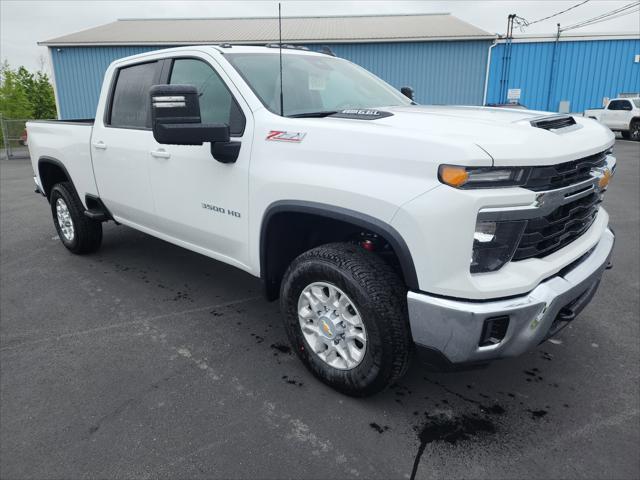 new 2025 Chevrolet Silverado 3500 car, priced at $62,940