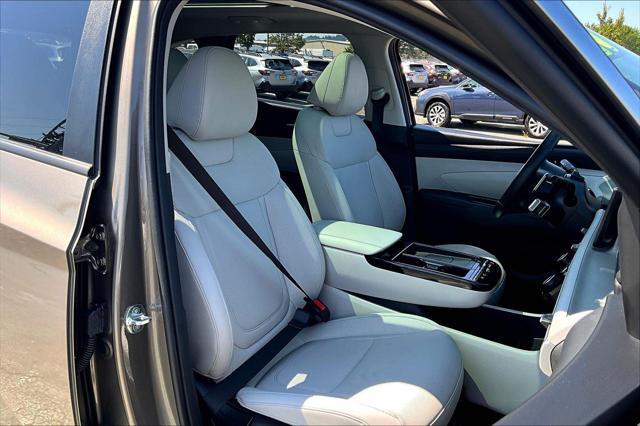 used 2025 Hyundai TUCSON Hybrid car, priced at $33,500