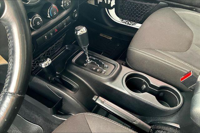 used 2015 Jeep Wrangler Unlimited car, priced at $18,640