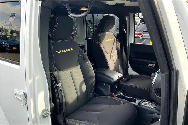 used 2015 Jeep Wrangler Unlimited car, priced at $18,640