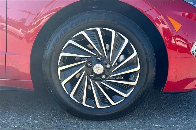 used 2020 Hyundai Sonata Hybrid car, priced at $21,000