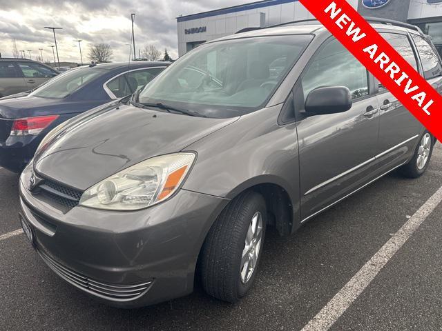 used 2004 Toyota Sienna car, priced at $6,500