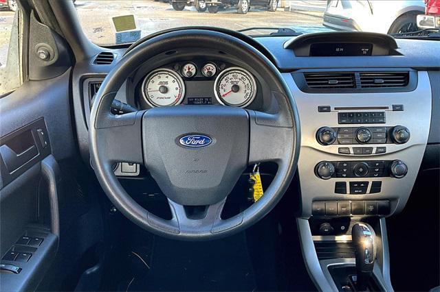 used 2009 Ford Focus car, priced at $4,000