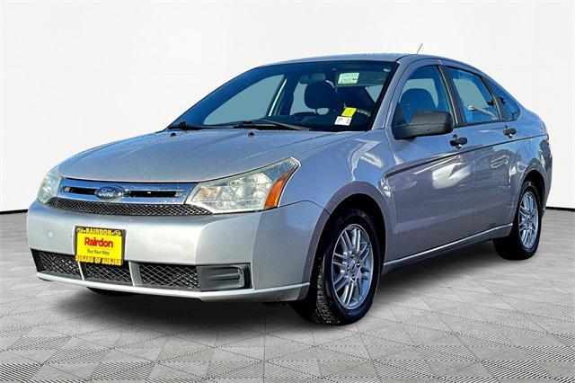 used 2009 Ford Focus car, priced at $4,000