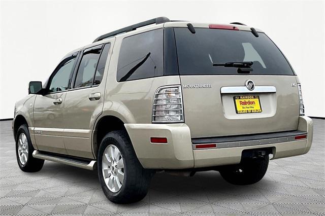 used 2007 Mercury Mountaineer car, priced at $5,900